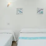 Villaggio Marineledda 게스트하우스 마리넬라