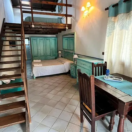 Vela Blu Pensión Marinella (Sardinia)