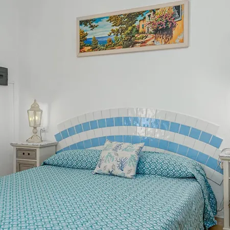 Гостевой дом Villaggio Marineledda 3*