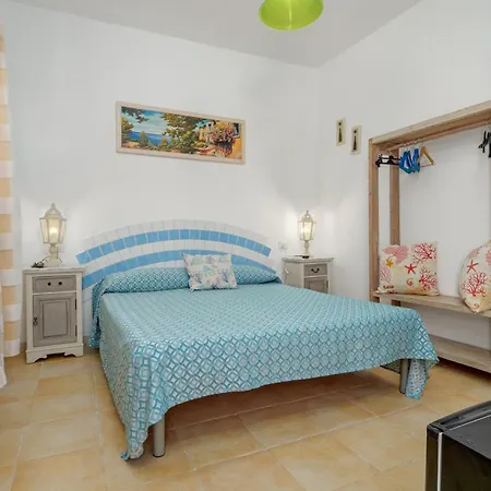 Maison d'hôtes Villaggio Marineledda Marinella (Sardinia)