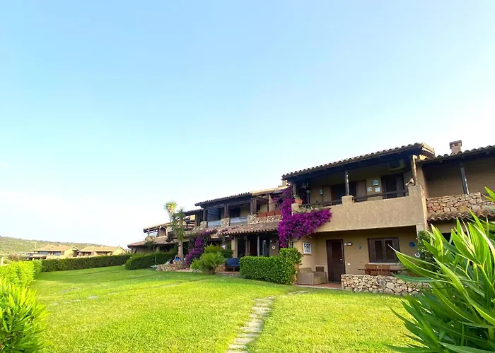 Vela Blu 3* Marinella (Sardinia)